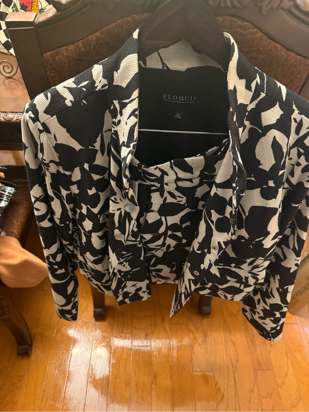 Eloquii Black & White Floral-Print Suit Jacket with matching shorts